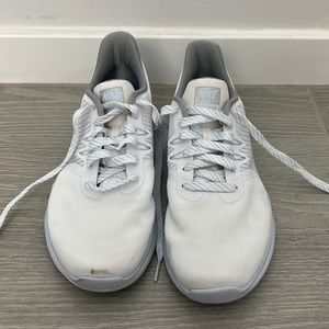 Womens Nikes 8.5